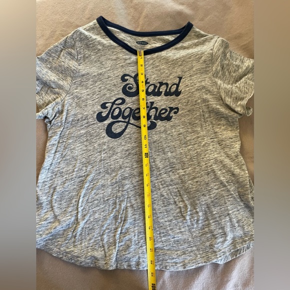 Old Navy Everywhere XL Gray T-shirt Blue Letters Stand Together gently used - Picture 3 of 6